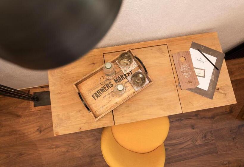 Номер Deluxe, Mas La Ferreria