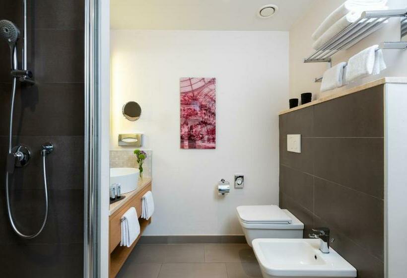 اتاق استاندارد یک نفره, Nyx Hotel Milan By Leonardo Hotels