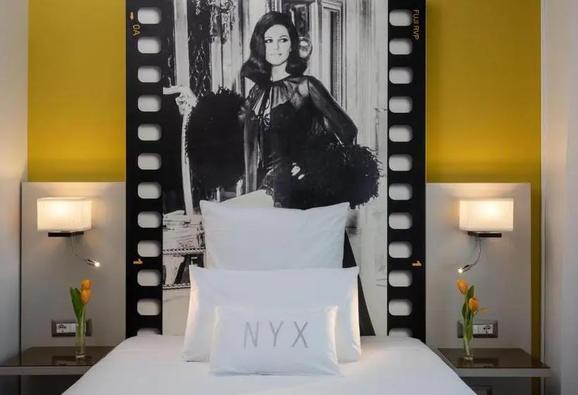 اتاق استاندارد یک نفره, Nyx Hotel Milan By Leonardo Hotels