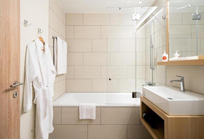 דירת שלושה חדרים, Peaks Place Apartments & Spa