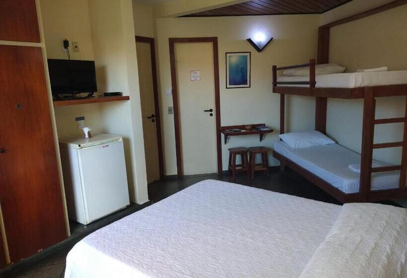 اتاق استاندارد چهارنفره با بالکن, Pousada Genesis