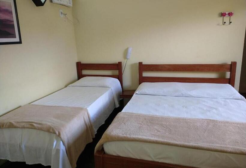 اتاق استاندارد سه تخته با بالکن, Pousada Genesis