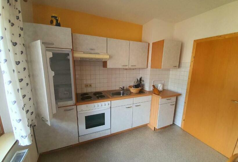 Апартаменты 2 Спальни, Restaurant Gasthof Michal