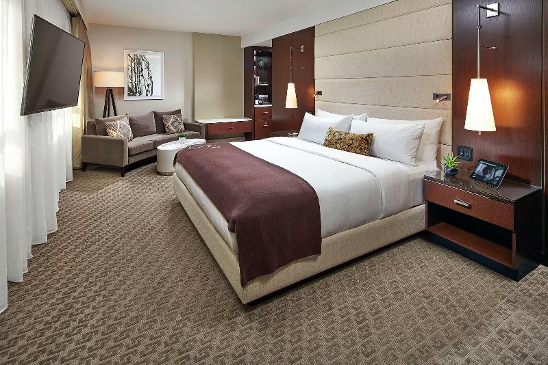 غرفة بريميوم, The Statler Dallas, Curio Collection By Hilton