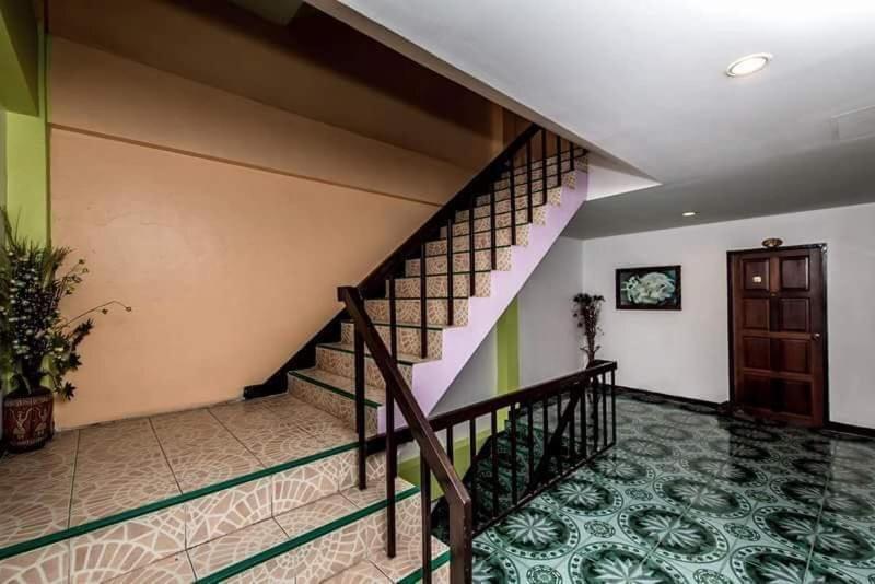 غرفة قياسية مزوَّدة بشُرفة, Nn Apartment