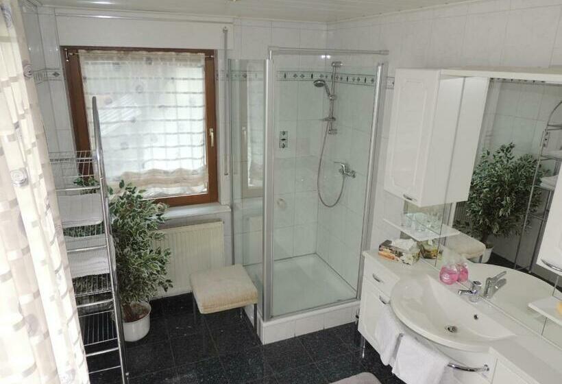 スタンダードルーム, Gästehaus Und Ferienwohnung Bächle