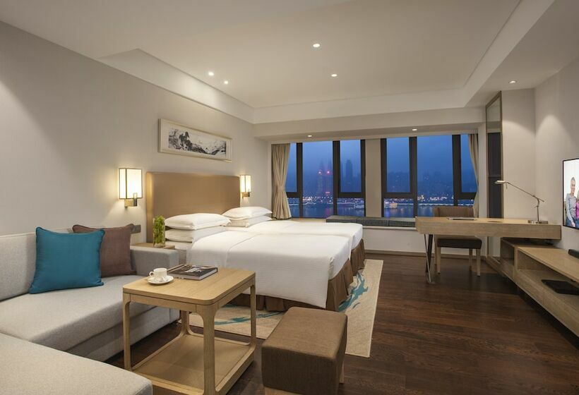 استودیو اجرایی, Somerset Yangtze River Chongqing