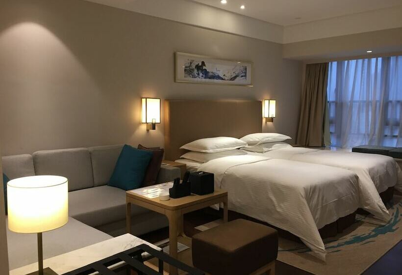 استودیو اجرایی, Somerset Yangtze River Chongqing