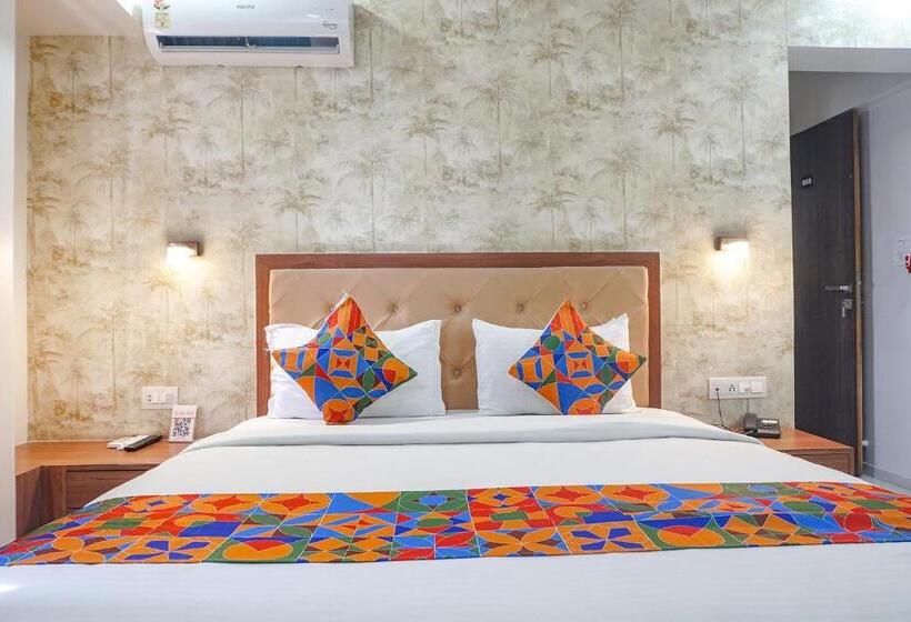 חדר דלוקס, Fabhotel Emersion Residency   High Street Near Laxman Nagar, Baner