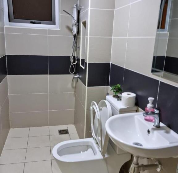 Студия Стандарт, Mlh Premier Suites @ Saville Cheras