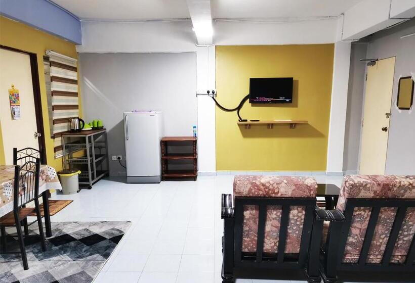 إستديو عائلى, Studio Cameron Highlands Mikayla