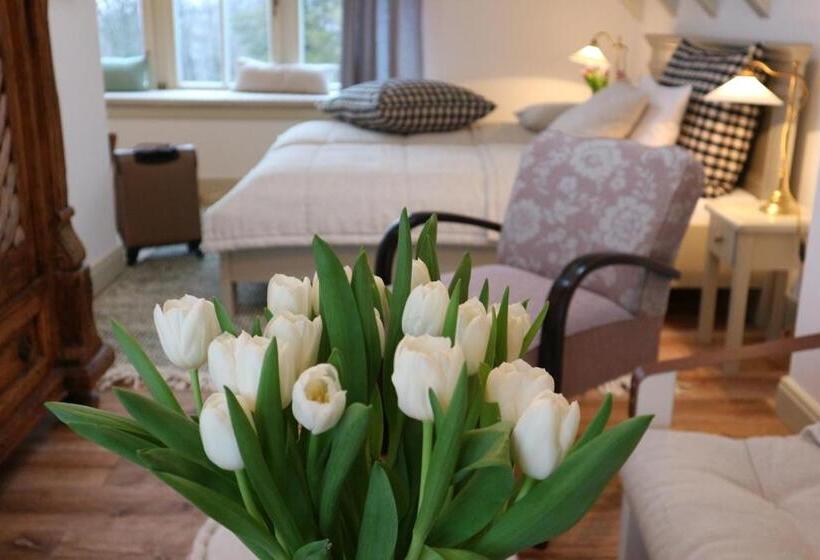 Номер Deluxe, Ráj Na Zemi Venkovský Hotel A Kavárna