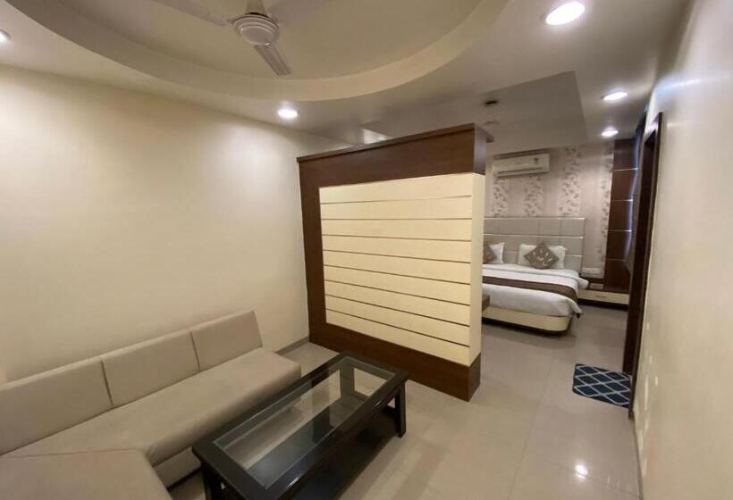 Suite Deluxe, Starlit Select Nirvana