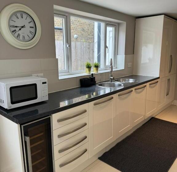 标准间, Brentford Guest Rooms