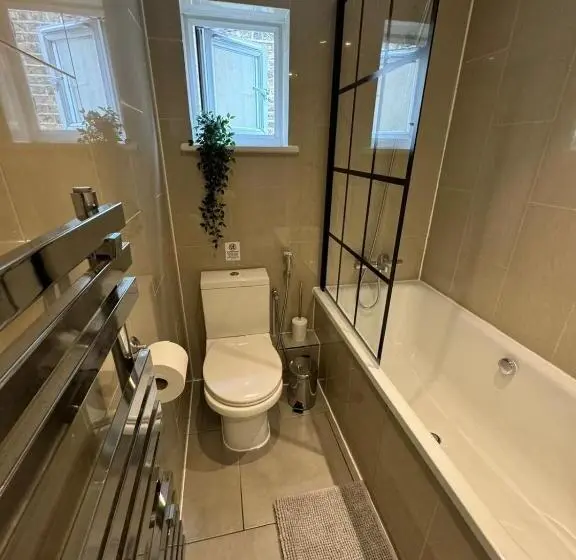 エコノミールーム, Brentford Guest Rooms