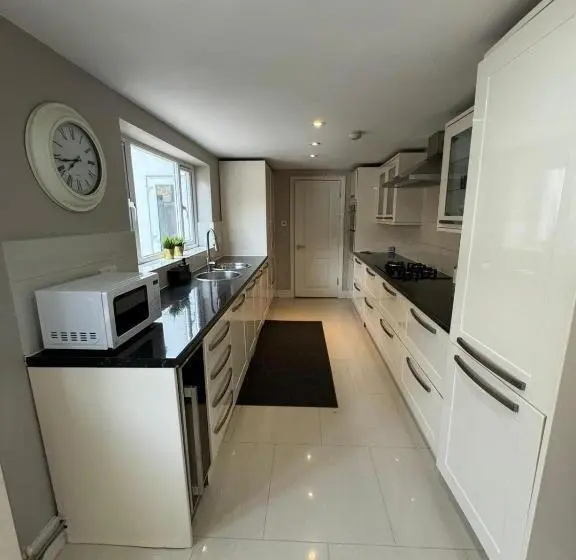 デラックスルーム, Brentford Guest Rooms