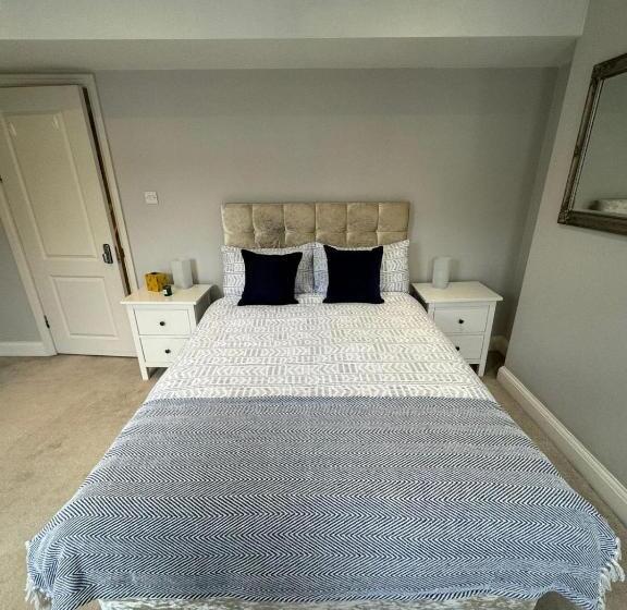 豪华房间, Brentford Guest Rooms