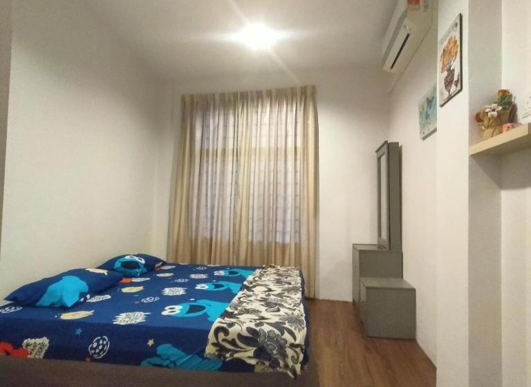 اتاق لوکس, Joka Joka Guesthouse