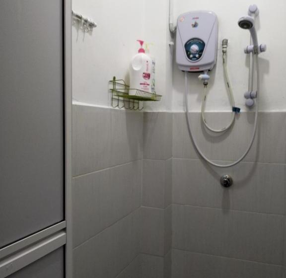 Capsule, Joka Joka Guesthouse