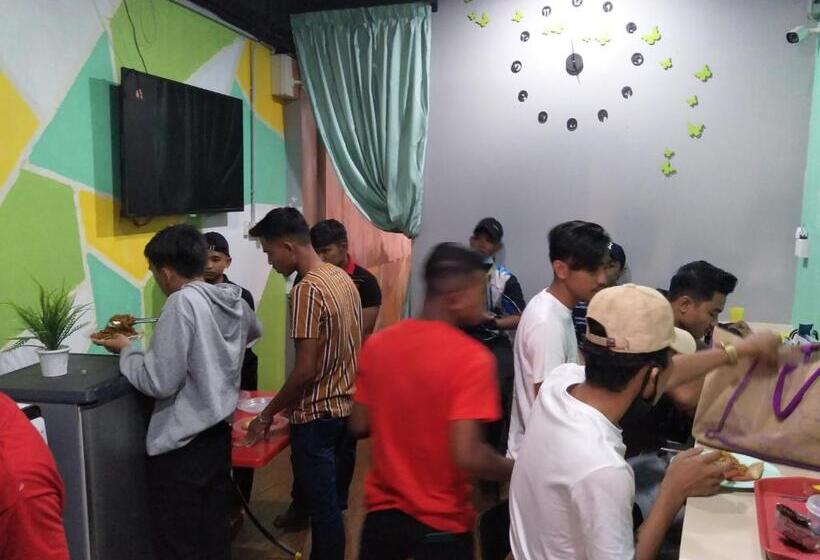 Capsule, Joka Joka Guesthouse