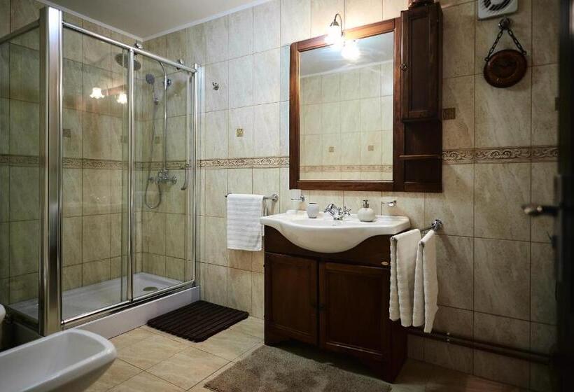 디럭스 룸, La Conac Resort