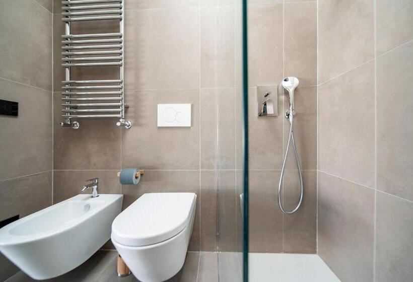 וילה עם חדר שינה אחד ובריכת שחיה, Luxury In The Jungle