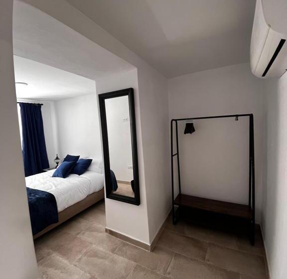 اتاق استاندارد, Shanti’s Andalusian Rooms