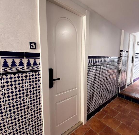 اتاق استاندارد, Shanti’s Andalusian Rooms