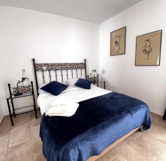 اتاق استاندارد با بالکن, Shanti’s Andalusian Rooms