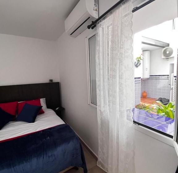 اتاق استاندارد, Shanti’s Andalusian Rooms