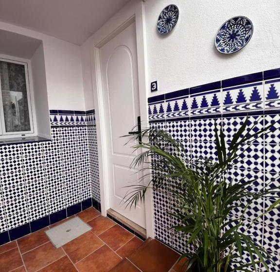 اتاق استاندارد, Shanti’s Andalusian Rooms