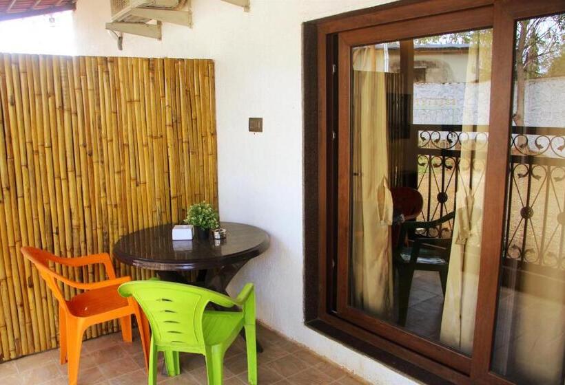 חדר דלוקס, Sadanand Farmstay Resort