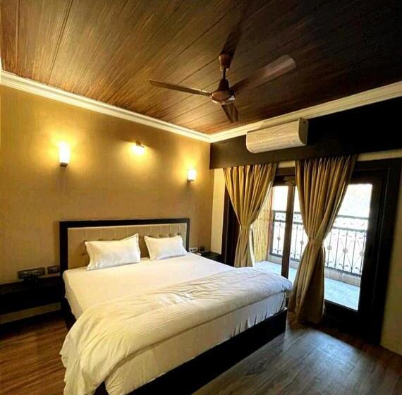 חדר דלוקס, Sadanand Farmstay Resort