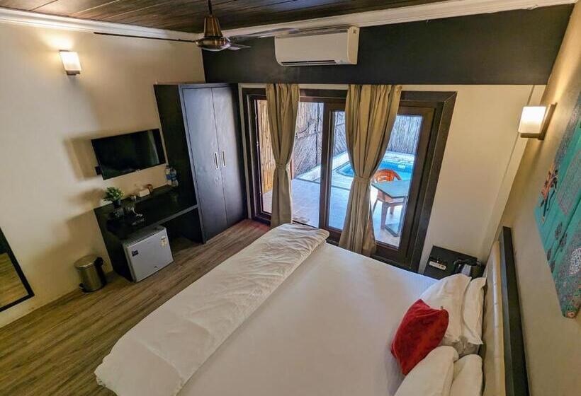 Номер Deluxe, Sadanand Farmstay Resort