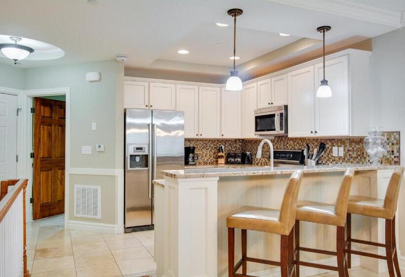 带1个卧室的带海景的公寓, Salty Shenanigans