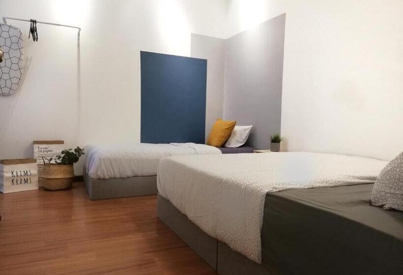 3ベッドルームアパートメント, Subang City Residence, 8 9 Pax With Balcony, Walking Distance To Summit, 5min To Sunway