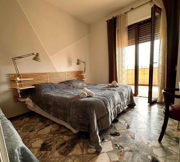 חדר סטנדרט לשלושה עם טרסה, B&b Tre Ponti