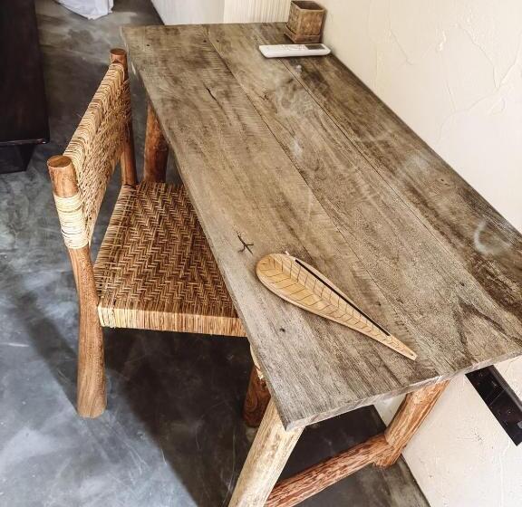 غرفة عائلية, Amma Boutique