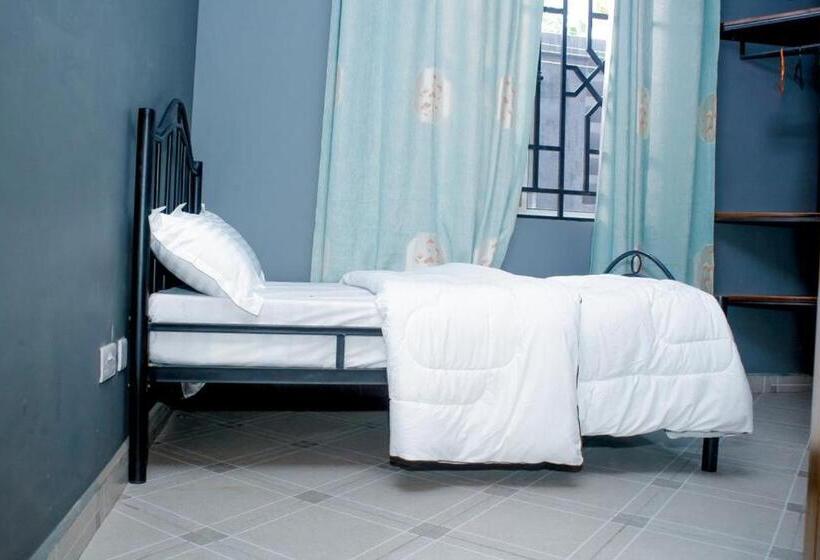 اتاق استاندارد سه نفره, Swahili Homes  Ada Estate