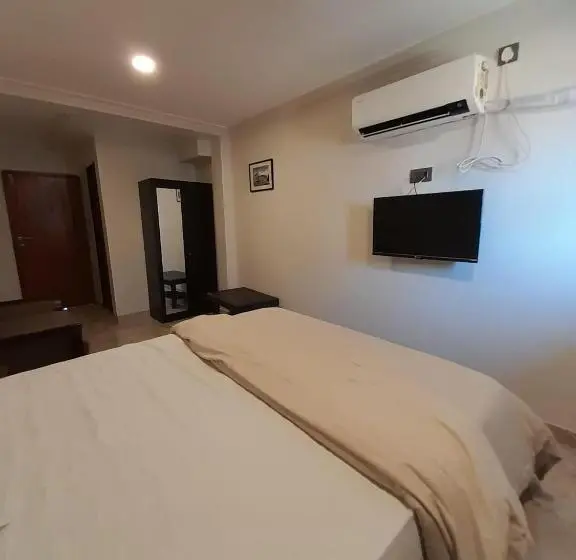 デラックスルーム, Super Hotel O Dabolim Near Goa International Airport