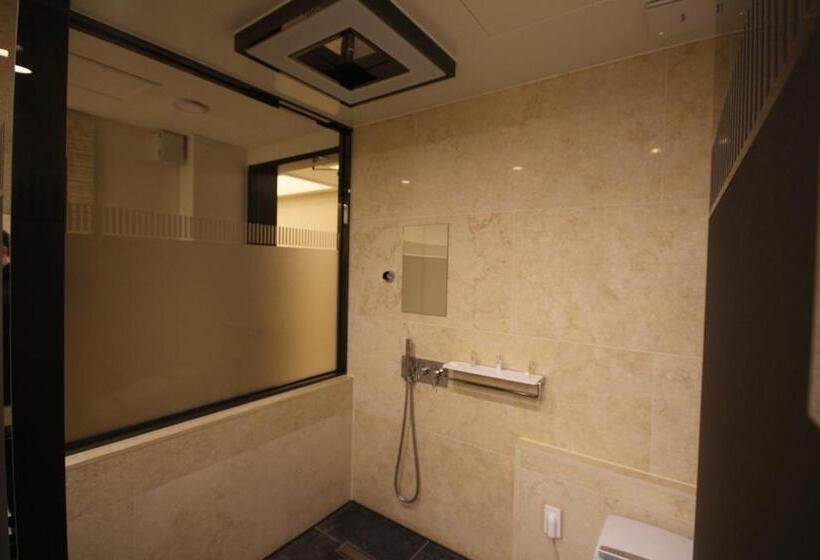 חדר סטנדרט, Jb Tourist