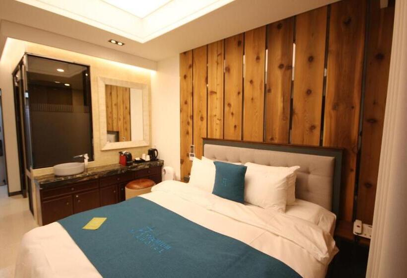 חדר סטנדרט, Jb Tourist