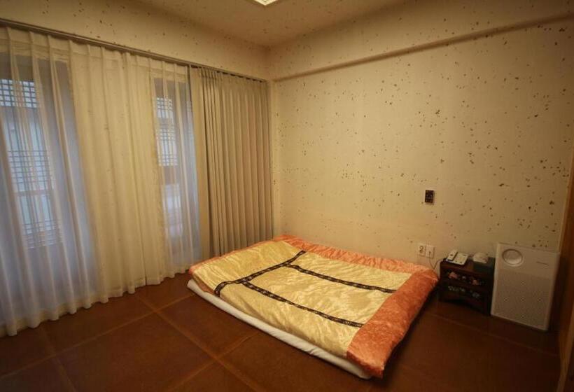 חדר סטנדרט, Jb Tourist