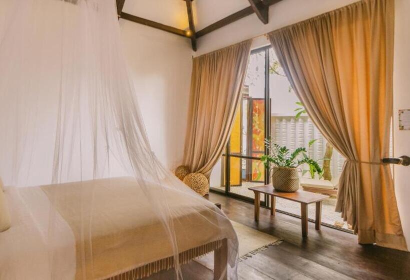 Стандартный Номер Кровать Кинг, La Bōhème Luxury Suites