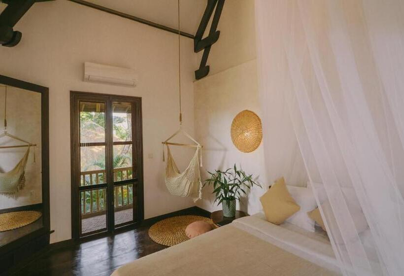 Стандартный Номер Кровать Кинг, La Bōhème Luxury Suites
