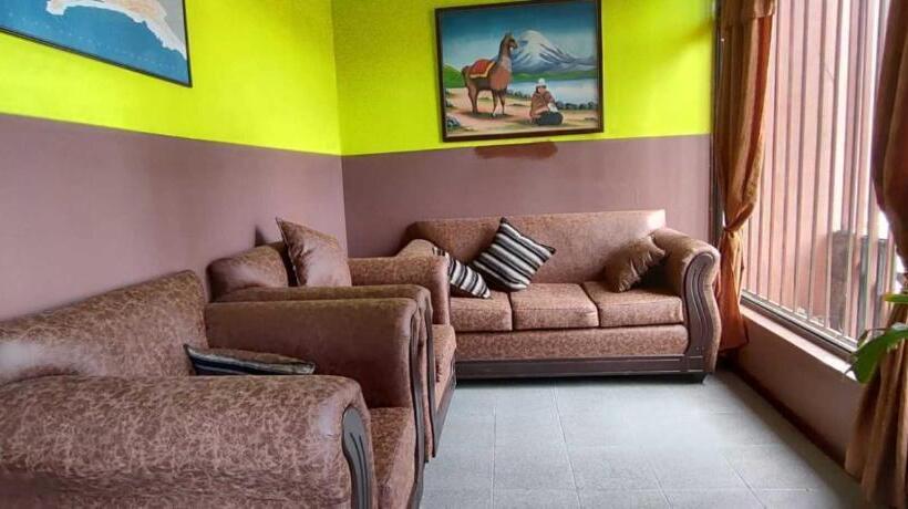 اتاق استاندارد, Marisol