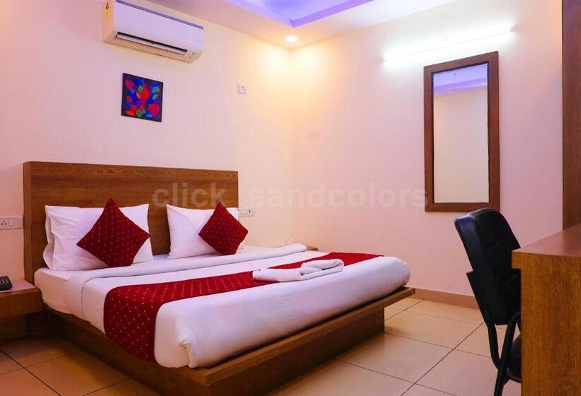 Deluxe Room, Park Residency By Byob Hotels