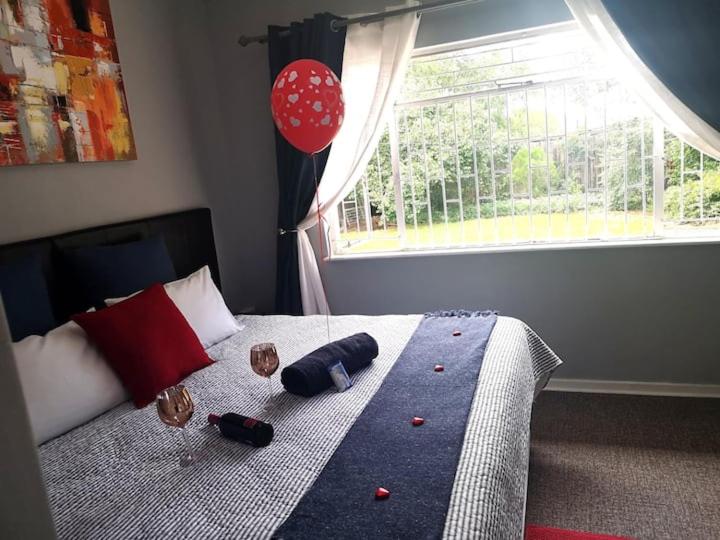 غرفة قياسية, Africa Online Suites