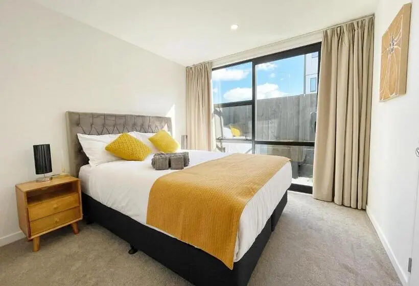 デラックススイート, Great Value 1b1b Studio In Sandringham Private Entrance, Close To City, Heat Pump, Netfilx
