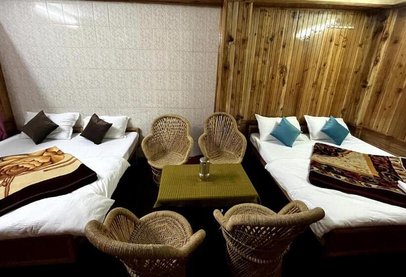 Семейный Номер, Sojhaholidayinn